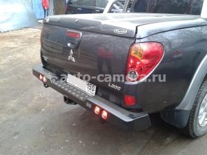 Задний силовой бампер для Mitsubishi L200 2006- с родными птф